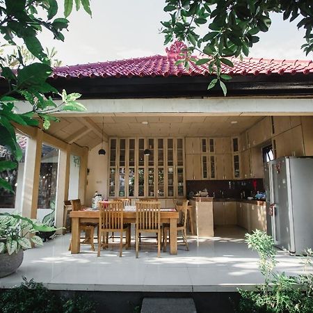 Escotel Villa Marga Tabanan  Exterior photo
