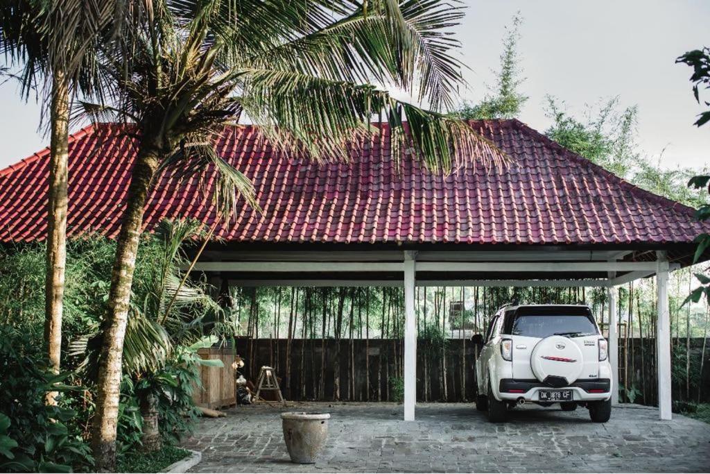 Escotel Villa Marga Tabanan  Exterior photo